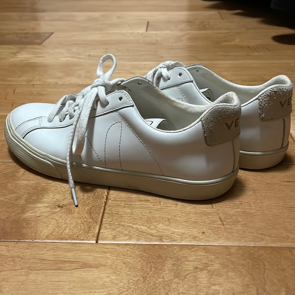 Veja Sneakers